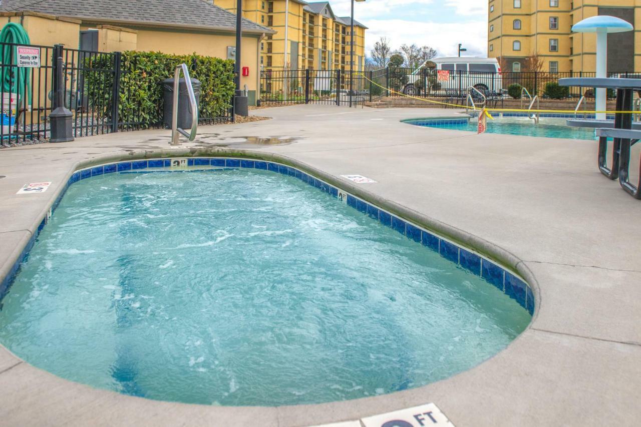 Sandy'S Sanctuary Apartment Pigeon Forge Exterior photo